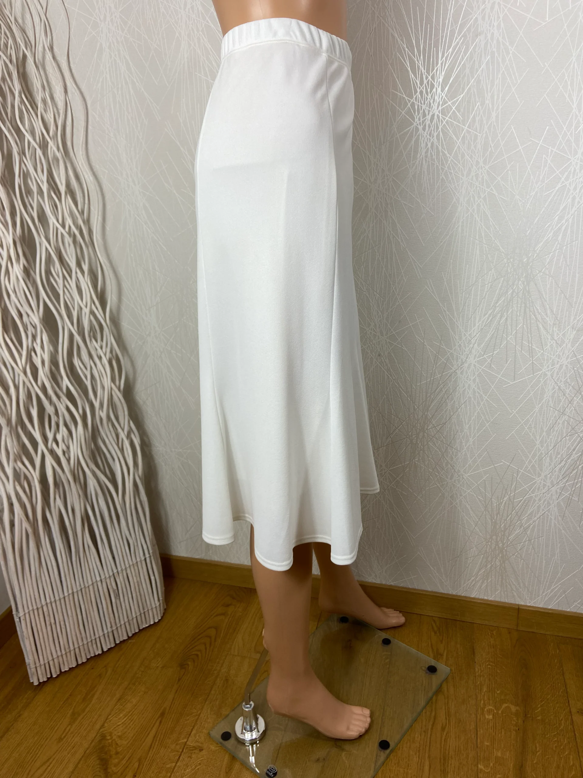 Jupe blanche doublée taille haute élastique Gévana – Image 3