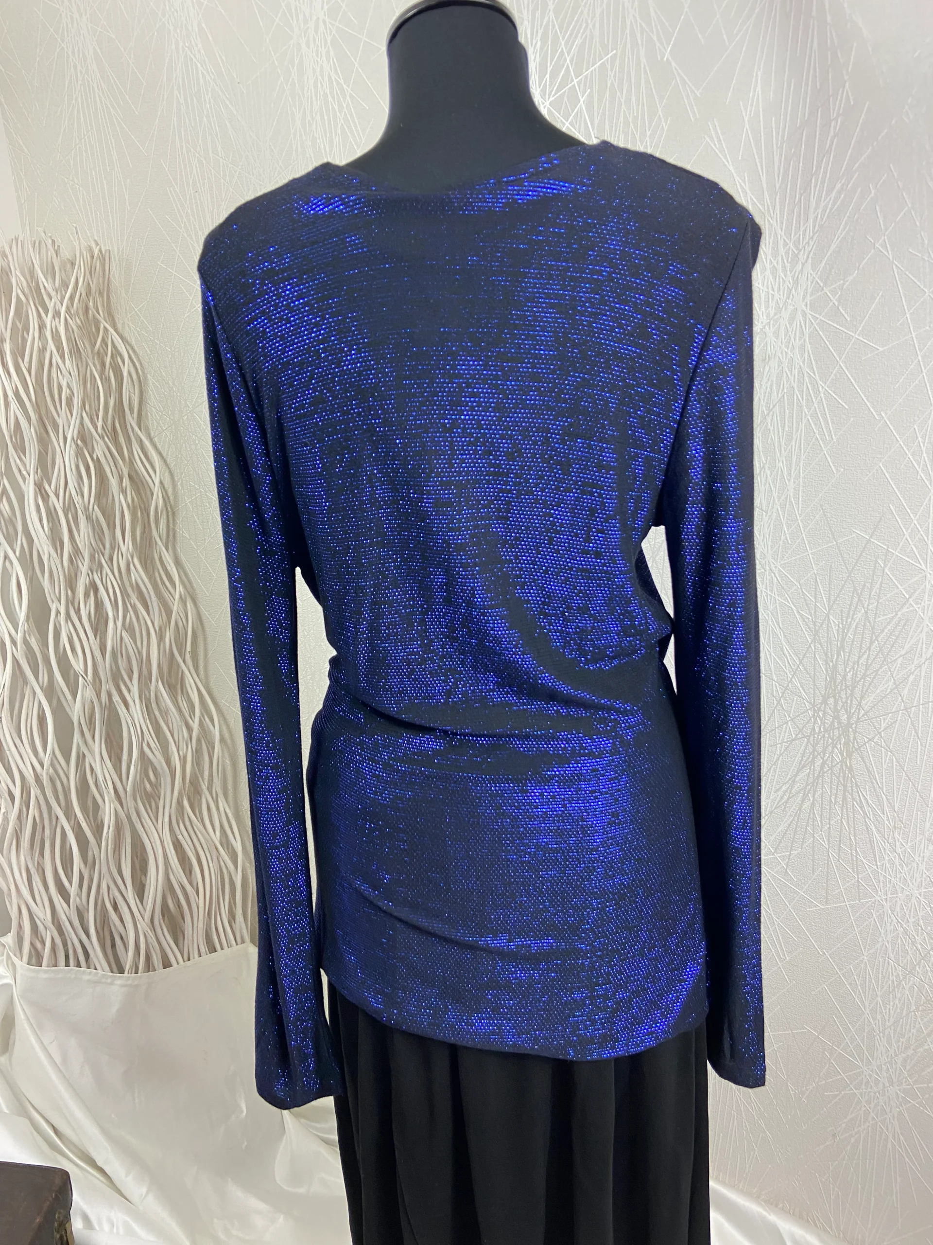 Tunique drapée manches longues bleue pailleté b-young – Image 6